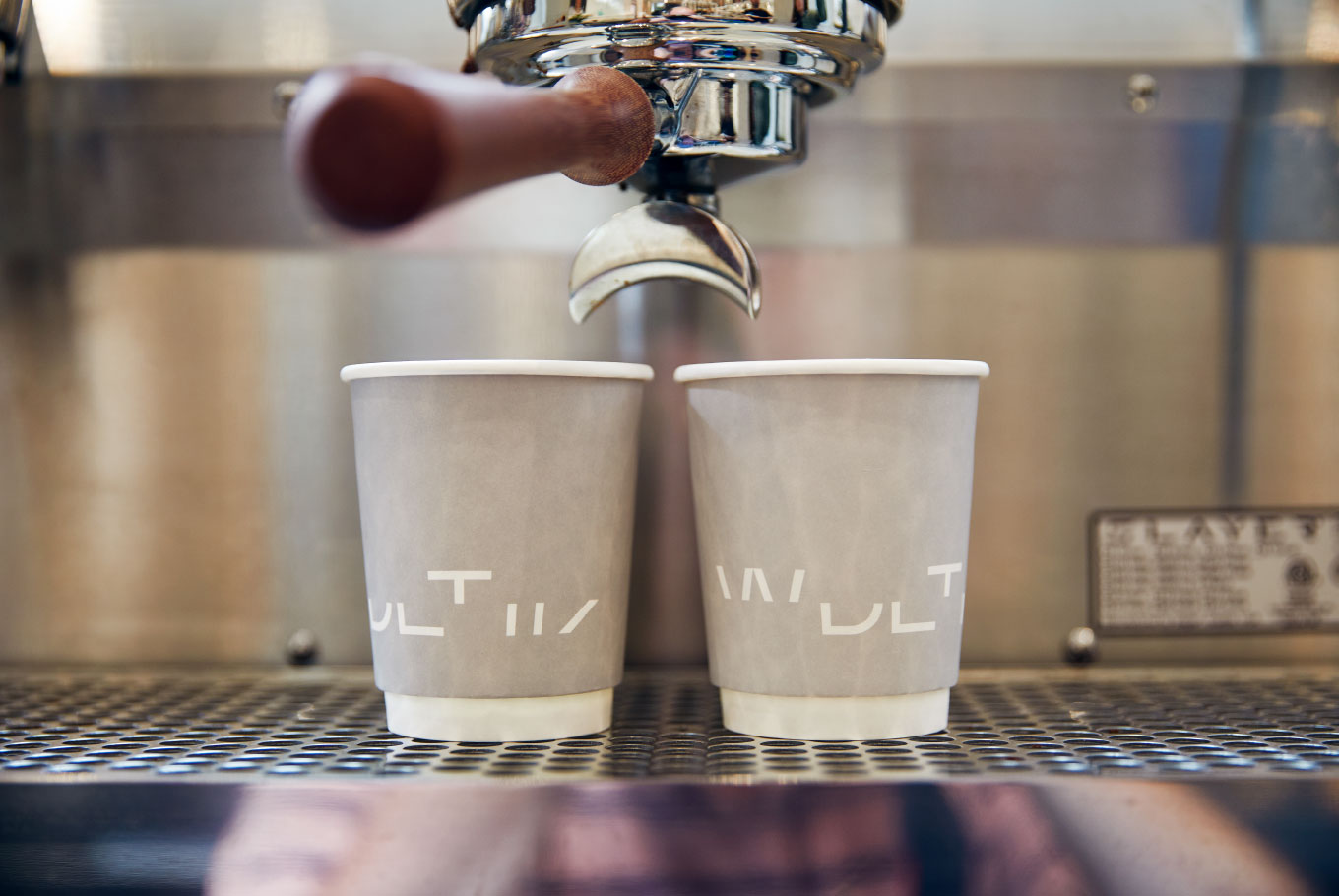 Coffee Cups with WDLT117 branding