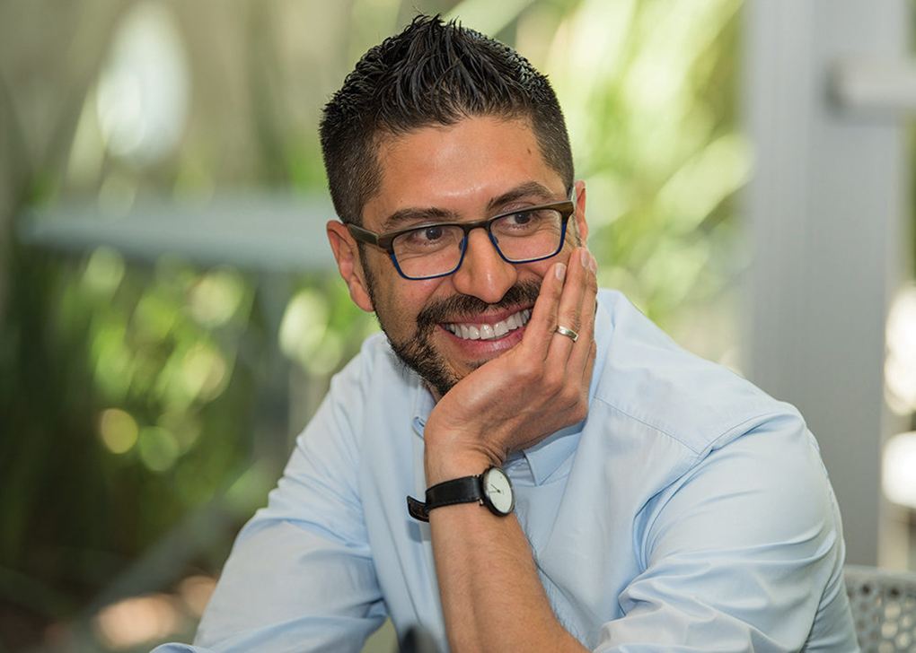 Portrait photo of Fidel Peña